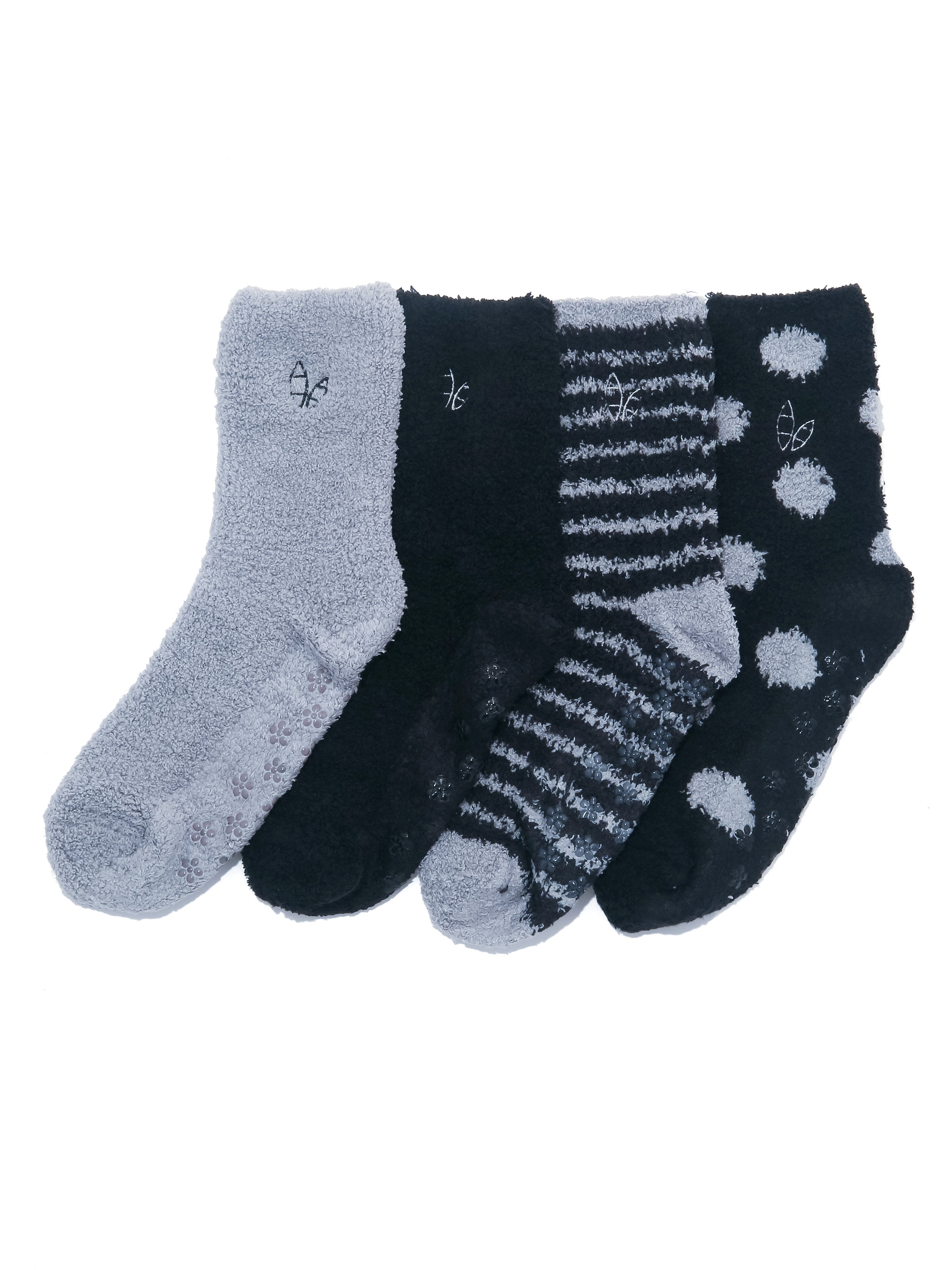 Women's (4 Pairs) Soft Anti-Skid Fuzzy Winter Crew Socks - Set A10